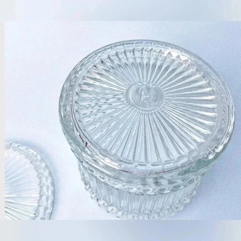 Amway American Vintage Glass Reproduction Of Circa 1850 Glass Jar Apothecary